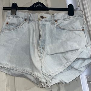 Levi’s shorts